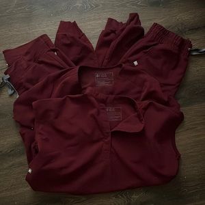 Figs bundle Zamora pants, + 2 tops Catarina, Rafaela burgundy